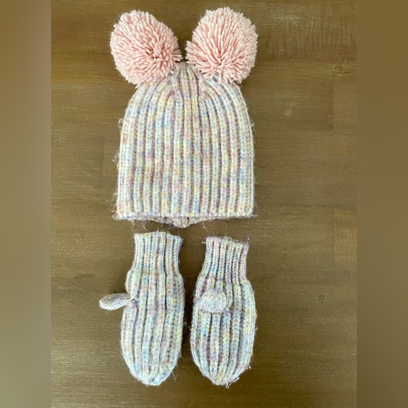 GAP Other - GAP Toddler Winter Hat and Matching Mittens in Pink Multi Size S/M